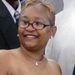 Meet your Posher, Desiree